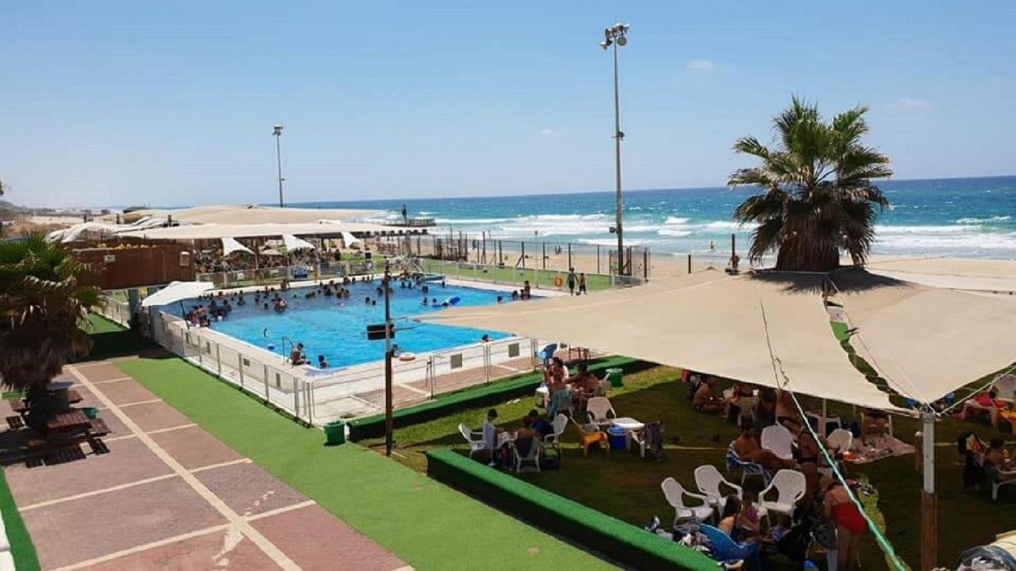 דירת 5 חדרים מול הים Apartment Bat Yam Exterior photo
